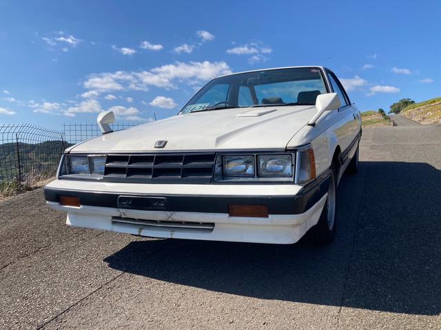 レパードTR-X ターボ SGX ●型式/E-PF30●排気量/1990cc●乗車定員/5人●2ドア●L20エンジン●純正フロアマット(2枚目)