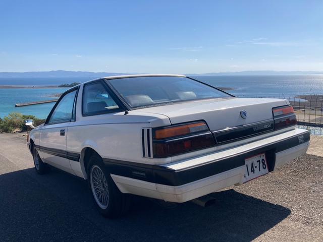 レパードTR-X ターボ SGX ●型式/E-PF30●排気量/1990cc●乗車定員/5人●2ドア●L20エンジン●純正フロアマット(3枚目)