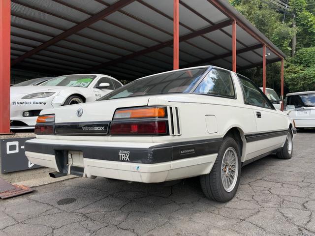 レパードTR-X ターボ SGX ●型式/E-PF30●排気量/1990cc●乗車定員/5人●2ドア●L20エンジン●純正フロアマット(36枚目)