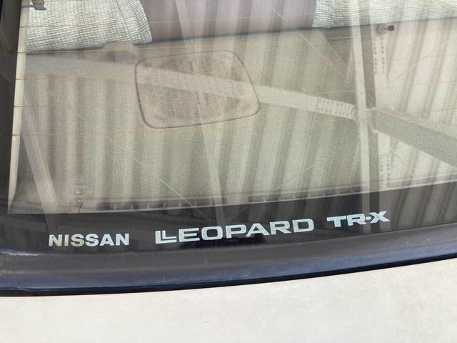 レパードTR-X ターボ SGX ●型式/E-PF30●排気量/1990cc●乗車定員/5人●2ドア●L20エンジン●純正フロアマット(37枚目)