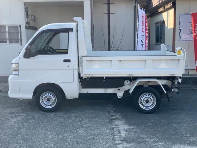 ダンプ　４ＷＤ　平成２６年式　多目的ダンプ　ＰＴＯ（機械式）　５Ｍ／Ｔ　走行距離　５６，６００ＫＭ！　パートタイム４ＷＤ　ＥＴＣ　パワステ　エアコン(4枚目)