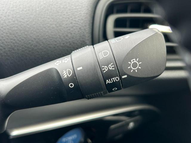 プリウス Ｓ　後期型　ナビ　ＴＶ　Ｂｌｕｅｔｏｏｔｈ　バックカメラ　ＥＴＣ　ドラレコ　衝突軽減ブレーキ　車線逸脱抑制　車速追従クルーズコントロール　ＬＥＤヘッドライト＆オートハイビーム　ＬＥＤフロントフォグライト（28枚目）