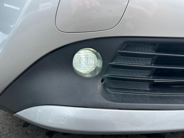 プリウス Ｓ　後期型　ナビ　ＴＶ　Ｂｌｕｅｔｏｏｔｈ　バックカメラ　ＥＴＣ　ドラレコ　衝突軽減ブレーキ　車線逸脱抑制　車速追従クルーズコントロール　ＬＥＤヘッドライト＆オートハイビーム　ＬＥＤフロントフォグライト（36枚目）