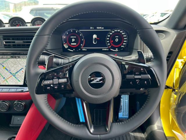 フェアレディＺ バージョンＳＴ　９ＡＴ／先進運転支援技術／ＮｉｓｓａｎＣｏｎｎｅｃｔナビ／ＢＯＳＥサウンド／禁煙車／ワンオーナー（19枚目）