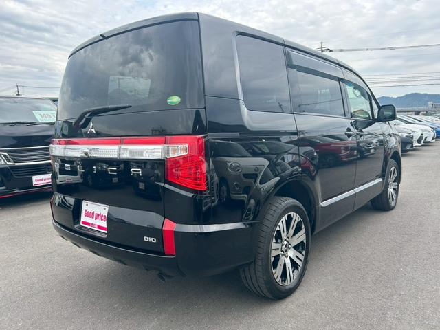 デリカＤ：５ オールブラックスエディション　１０型ナビ／マルチアラウンドモニター／禁煙車／ｅ－アシスト／両側パワースライドドア／パワーバックドア／シートヒーター（前席）／パワーシート（運転席）／ブラインドスポットモニター（6枚目）
