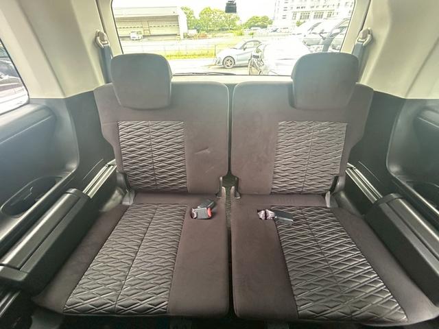 デリカＤ：５ オールブラックスエディション　１０型ナビ／マルチアラウンドモニター／禁煙車／ｅ－アシスト／両側パワースライドドア／パワーバックドア／シートヒーター（前席）／パワーシート（運転席）／ブラインドスポットモニター（12枚目）