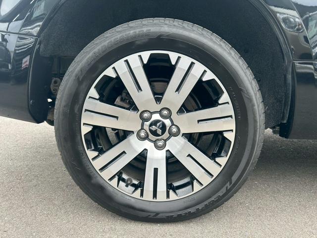 デリカＤ：５ オールブラックスエディション　１０型ナビ／マルチアラウンドモニター／禁煙車／ｅ－アシスト／両側パワースライドドア／パワーバックドア／シートヒーター（前席）／パワーシート（運転席）／ブラインドスポットモニター（36枚目）