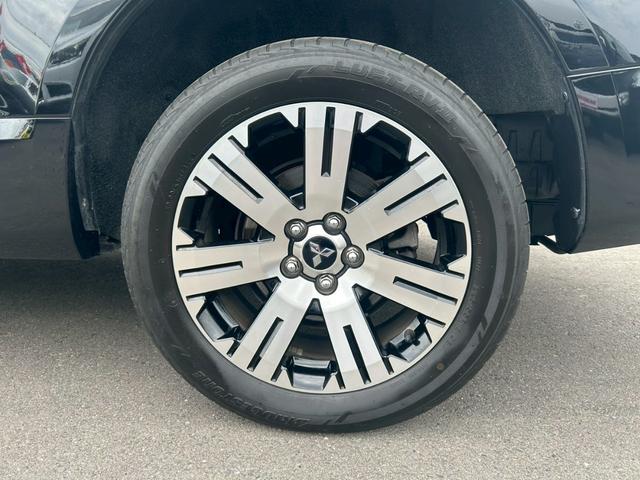 デリカＤ：５ オールブラックスエディション　１０型ナビ／マルチアラウンドモニター／禁煙車／ｅ－アシスト／両側パワースライドドア／パワーバックドア／シートヒーター（前席）／パワーシート（運転席）／ブラインドスポットモニター（39枚目）