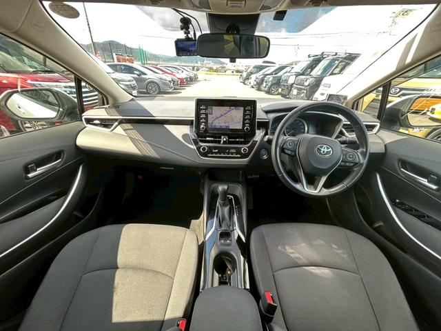 カローラツーリング ハイブリッド　Ｓ　セーフティセンス／純正ナビ／バックカメラ／禁煙車／クルーズコントロール／ＥＴＣ／ドライブレコーダー／ＬＥＤヘッドライト／オートマチックハイビーム（2枚目）