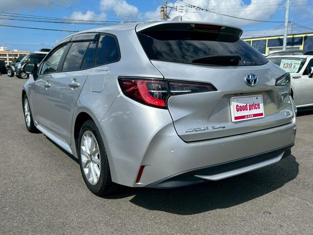 カローラツーリング ハイブリッド　Ｓ　セーフティセンス／純正ナビ／バックカメラ／禁煙車／クルーズコントロール／ＥＴＣ／ドライブレコーダー／ＬＥＤヘッドライト／オートマチックハイビーム（4枚目）
