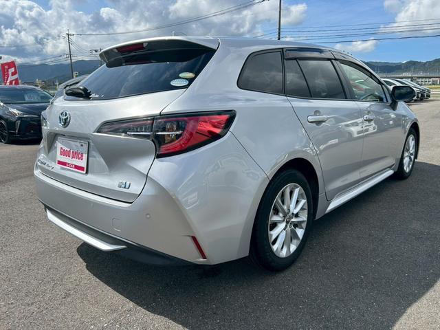 カローラツーリング ハイブリッド　Ｓ　セーフティセンス／純正ナビ／バックカメラ／禁煙車／クルーズコントロール／ＥＴＣ／ドライブレコーダー／ＬＥＤヘッドライト／オートマチックハイビーム（6枚目）