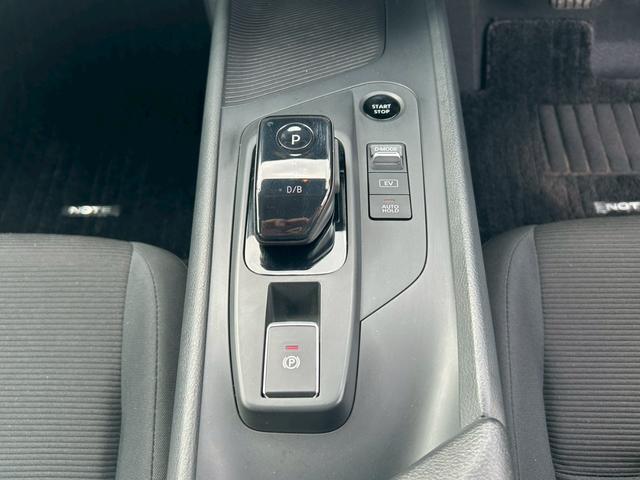 ノート Ｓ　全方位運転支援システム／ナビ取付ＰＫＧ／純正９インチナビ／ＬＥＤヘッドライト・フロントフォグライト／バックモニター／前後ドラレコ／ＥＴＣ（27枚目）