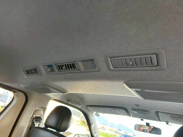 ハイエースバン スーパーＧＬ　ダークプライム　ベッドキット　両側電動スライド　ナビＴＶ　Ｂｌｕｅｔｏｏｔｈ　バックカメラ　スマートキー　ＥＴＣ　専用シート　純正１５インチＡＷ　ホワイトレタータイヤ　ＬＥＤヘッドライト　タイミングチェーン　禁煙車（32枚目）