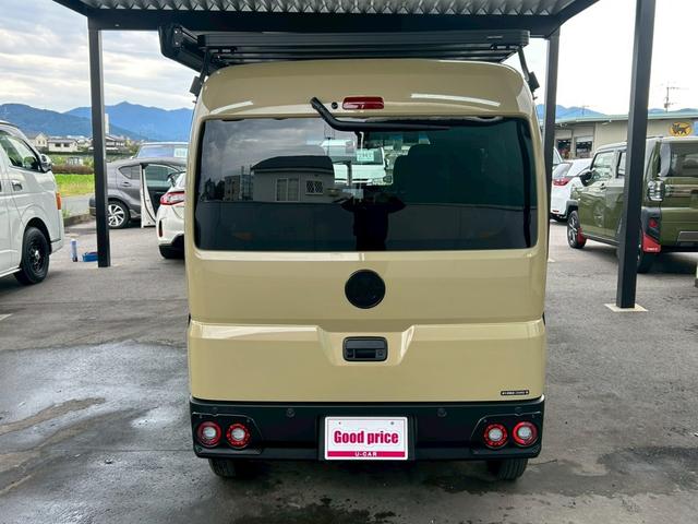 ハイゼットカーゴ クルーズターボ　ゴードンミラー仕様　専用丸目フェイス＆リアバンパー　ルーフキャリア　サイドオーニング　１２インチＡＷ　木目調ラゲッジスペース　両側電動スライド　スマアシ　ナビＴＶ　前後ドラレコ　スマートキー　ＥＴＣ（5枚目）