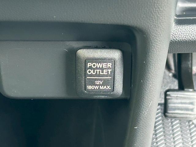 Ｎ－ＯＮＥ プレミアム　ツートーンカラー／純正ナビ／ＴＶ／ＣＤ・ＤＶＤ／Ｂｌｕｅｔｏｏｔｈ／ＥＴＣ／ＨＩＤヘッドライト／オートライト／エンジンスタートボタン／スマートキー／純正１４インチＡＷ（24枚目）