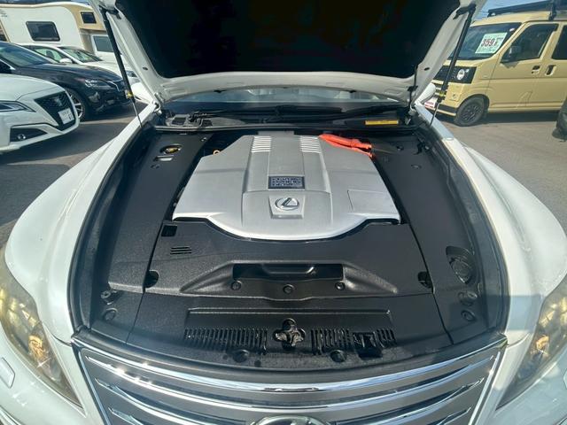 ＬＳ ＬＳ６００ｈ　Ｉパッケージ　ムーンルーフ／フルエアロ／前方プリクラッシュセーフティ／クルーズコントロール／革巻きコンビステアリング／ステアリングヒーター．／セミアニリン革シート／コンフォータブルエアシート／電動サンシェード（43枚目）