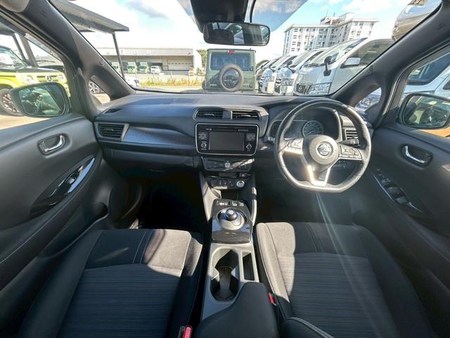 リーフ Ｘ　１２セグメント／ＬＥＤヘッドライト／純正１５インチＡＷ／ＮｉｓｓａｎＣｏｎｎｅｃｔナビ／ワンオーナー車／禁煙車／エマブレ／ステアリングヒーター／シートヒーター・バックビューモニター／ＥＴＣ／クルコン（2枚目）
