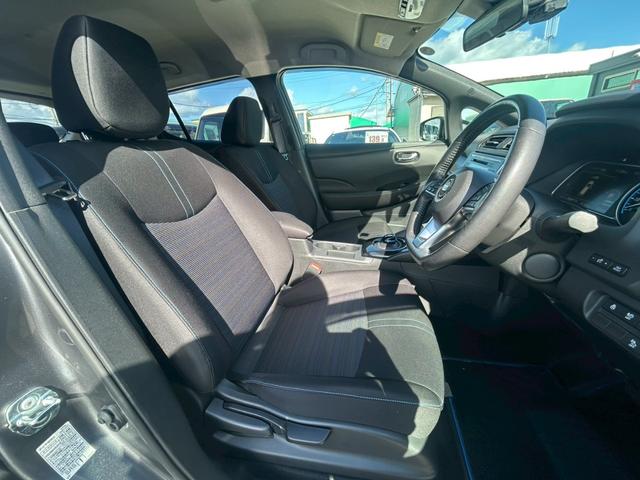 リーフ Ｘ　１２セグメント／ＬＥＤヘッドライト／純正１５インチＡＷ／ＮｉｓｓａｎＣｏｎｎｅｃｔナビ／ワンオーナー車／禁煙車／エマブレ／ステアリングヒーター／シートヒーター・バックビューモニター／ＥＴＣ／クルコン（10枚目）