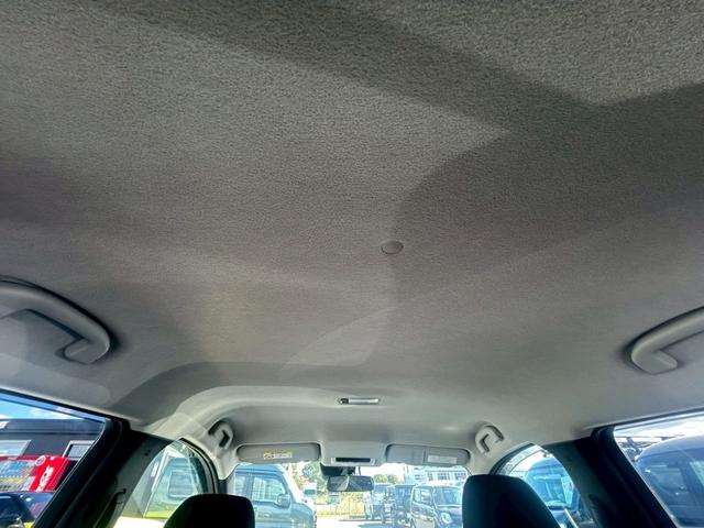 リーフ Ｘ　１２セグメント／ＬＥＤヘッドライト／純正１５インチＡＷ／ＮｉｓｓａｎＣｏｎｎｅｃｔナビ／ワンオーナー車／禁煙車／エマブレ／ステアリングヒーター／シートヒーター・バックビューモニター／ＥＴＣ／クルコン（13枚目）