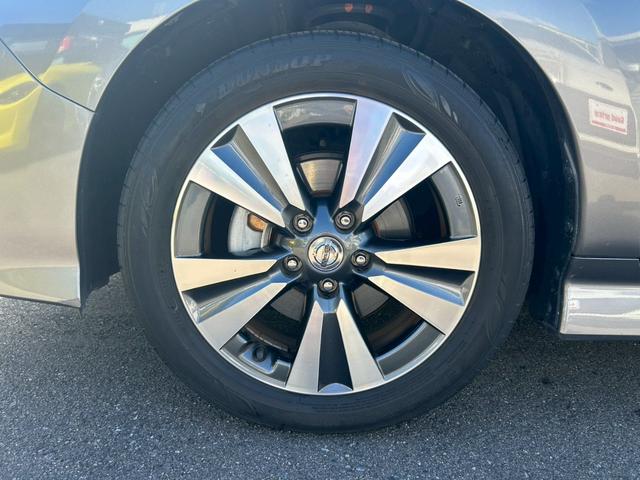 リーフ Ｘ　１２セグメント／ＬＥＤヘッドライト／純正１５インチＡＷ／ＮｉｓｓａｎＣｏｎｎｅｃｔナビ／ワンオーナー車／禁煙車／エマブレ／ステアリングヒーター／シートヒーター・バックビューモニター／ＥＴＣ／クルコン（31枚目）