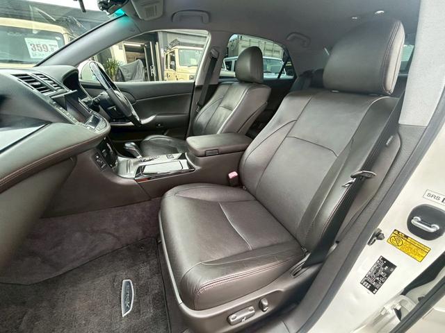 クラウン ２．５アスリート　アニバーサリーエディション　サイドモニター／ＨＤＤナビ／電動サンシェード／パワーシート／シートヒーター／ベンチレーション／クリアランスソナー／バックカメラ／クルーズコントロール／ＥＴＣ／フルセグＴＶ（13枚目）