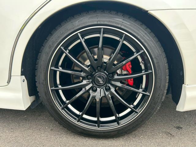 クラウン ２．５アスリート　アニバーサリーエディション　サイドモニター／ＨＤＤナビ／電動サンシェード／パワーシート／シートヒーター／ベンチレーション／クリアランスソナー／バックカメラ／クルーズコントロール／ＥＴＣ／フルセグＴＶ（38枚目）