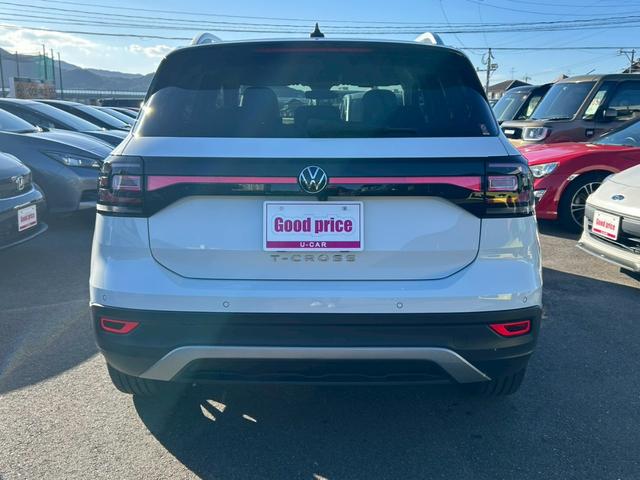 Ｔ－クロス ＴＳＩ　スタイル　９．２インチタッチスクリーン／ＢＳＭ／ワイヤレス充電／バックモニター／ハイビームアシスト／禁煙車／ＥＴＣ２．０／前後ドライブレコーダー（5枚目）