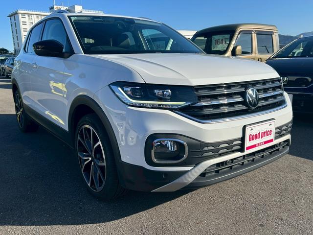 Ｔ－クロス ＴＳＩ　スタイル　９．２インチタッチスクリーン／ＢＳＭ／ワイヤレス充電／バックモニター／ハイビームアシスト／禁煙車／ＥＴＣ２．０／前後ドライブレコーダー（8枚目）