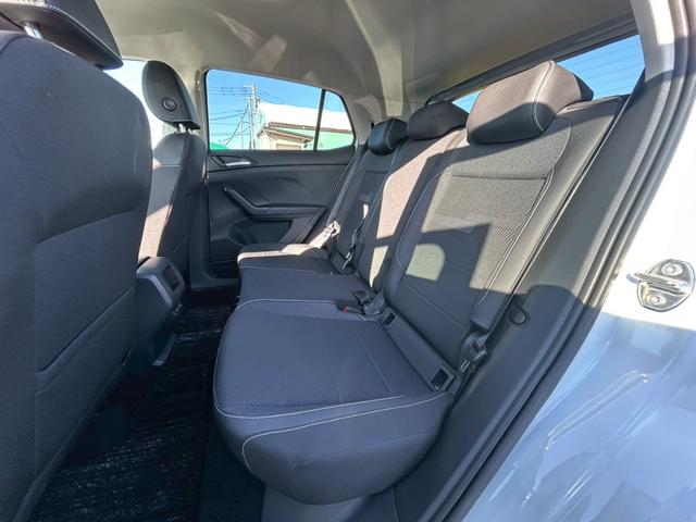 Ｔ－クロス ＴＳＩ　スタイル　９．２インチタッチスクリーン／ＢＳＭ／ワイヤレス充電／バックモニター／ハイビームアシスト／禁煙車／ＥＴＣ２．０／前後ドライブレコーダー（15枚目）