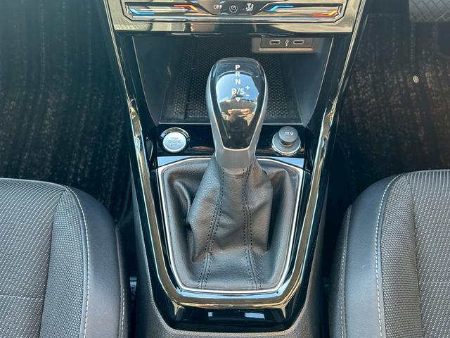 Ｔ－クロス ＴＳＩ　スタイル　９．２インチタッチスクリーン／ＢＳＭ／ワイヤレス充電／バックモニター／ハイビームアシスト／禁煙車／ＥＴＣ２．０／前後ドライブレコーダー（25枚目）