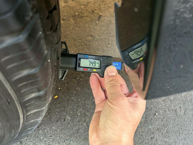 NV350キャラバンバン ロングライダープレミアムGXプロ・スタイルパッケージ 中期型 フルエアロ 15インチAW 衝突帰依減ブレーキ ナビTV Blu-ray再生 Bluetooth アラウンドビューモニター スマートキー ETC ドラレコ タイミングチェーン 4ナンバー貨物(17枚目)