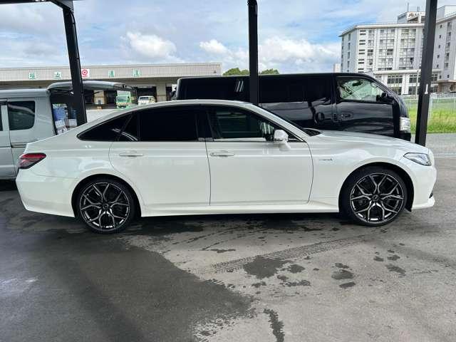 Ｗｅｄｓ２０インチＡＷ◆サンルーフ◆衝突軽減ブレーキ◆車速追従クルーズコントロール◆車線逸脱抑制◆ＢＳＭ◆ＲＣＴＡ◆ＬＥＤオートハイビーム◆ＬＥＤフォグ◆前後クリアランスソナー◆タイミングチェーン駆動