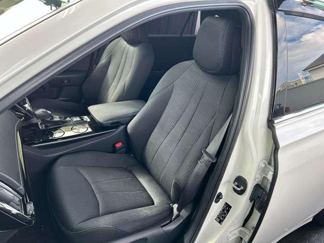 前席パワーシート＆シートヒーター◆サイド＆カーテンエアバッグ◆運転席ニーエアバッグ