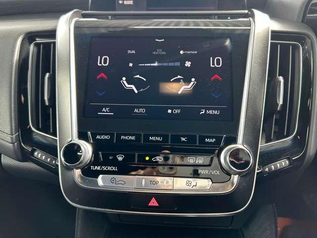 左右独立温度調整フルオートエアコン