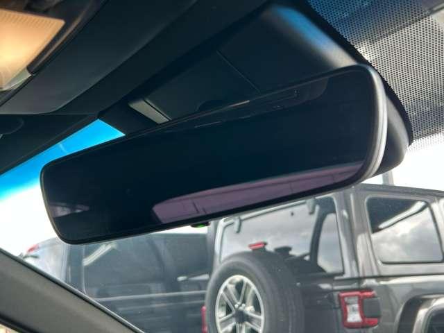 自動防眩ミラー