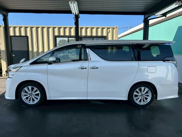 両側電動スライドドア◆バックドアイージークローザー◆純正１８インチＡＷ◆ＬＥＤヘッドライト◆前後クリアランスソナー◆バックカメラ◆タイミングチェーン駆動◆修復歴無し◆車検整備付き