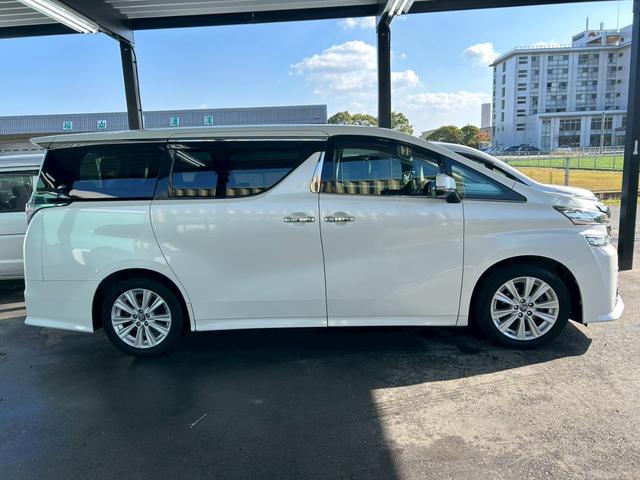 両側電動スライドドア◆バックドアイージークローザー◆純正１８インチＡＷ◆ＬＥＤヘッドライト◆前後クリアランスソナー◆バックカメラ◆タイミングチェーン駆動◆修復歴無し◆車検整備付き