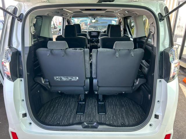 ラゲッジスペース