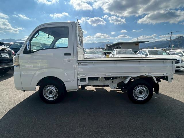 ハイゼットトラック スタンダード　ナビ／フルセグＴＶ／禁煙車／ＵＶカットガラス／ヘッドライトレベライザー（2枚目）