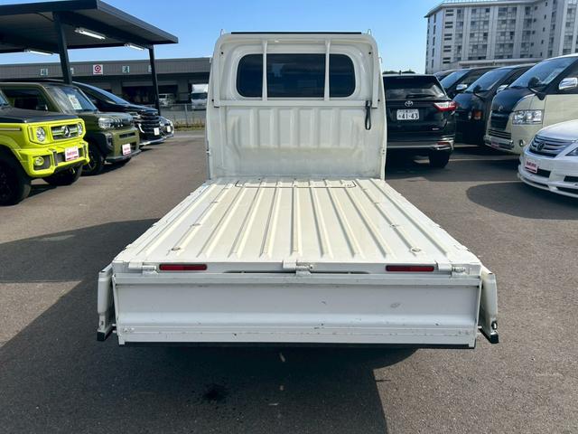 ハイゼットトラック スタンダード　ナビ／フルセグＴＶ／禁煙車／ＵＶカットガラス／ヘッドライトレベライザー（9枚目）