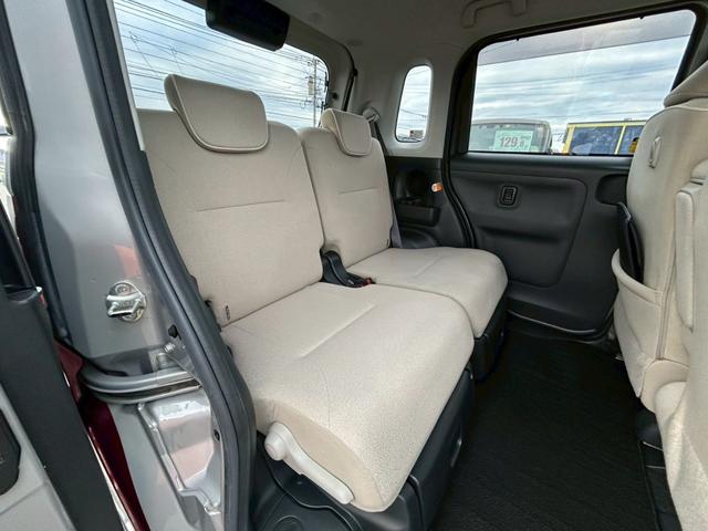 ムーヴキャンバス Ｇメイクアップリミテッド　ＳＡＩＩＩ　ツートンカラー／スマートアシストＩＩＩ／両側電動スライドドア／ＬＥＤヘッドライト／オートライト／スマートキー／エンジンスタートボタン／ワンオーナー（11枚目）