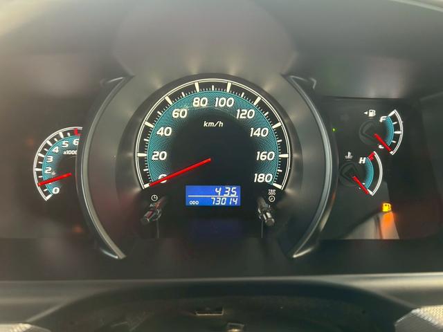 ハイエースバン ロングスーパーＧＬ　丸目フェイス　車中泊ベッドキット　１７インチＡＷ　ホワイトレタータイヤ　ローダウン　ＬＥＤテール　ナビＴＶ　フリップダウンモニター　バックカメラ　ブラウンレザー調シートカバー　タイミングチェーン駆動（25枚目）