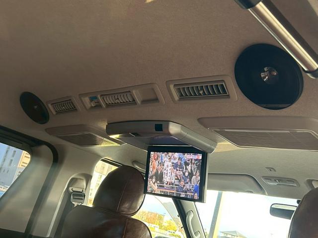 ハイエースバン ロングスーパーＧＬ　丸目フェイス　車中泊ベッドキット　１７インチＡＷ　ホワイトレタータイヤ　ローダウン　ＬＥＤテール　ナビＴＶ　フリップダウンモニター　バックカメラ　ブラウンレザー調シートカバー　タイミングチェーン駆動（32枚目）