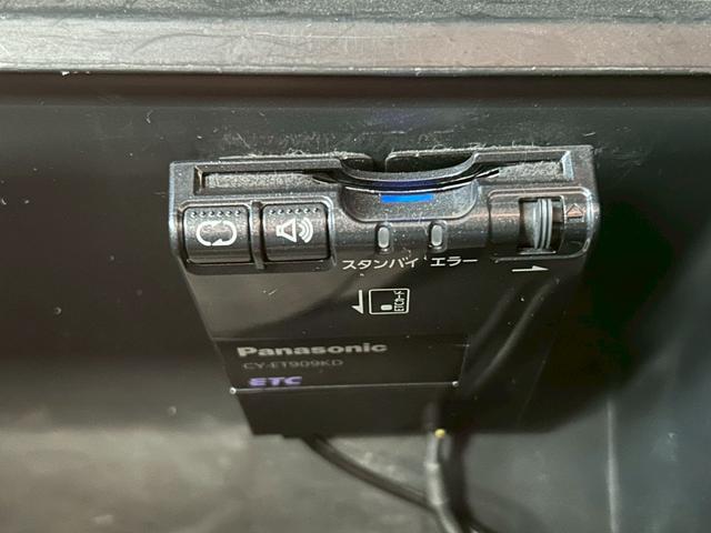 ハイエースバン ロングスーパーＧＬ　丸目フェイス　車中泊ベッドキット　１７インチＡＷ　ホワイトレタータイヤ　ローダウン　ＬＥＤテール　ナビＴＶ　フリップダウンモニター　バックカメラ　ブラウンレザー調シートカバー　タイミングチェーン駆動（37枚目）