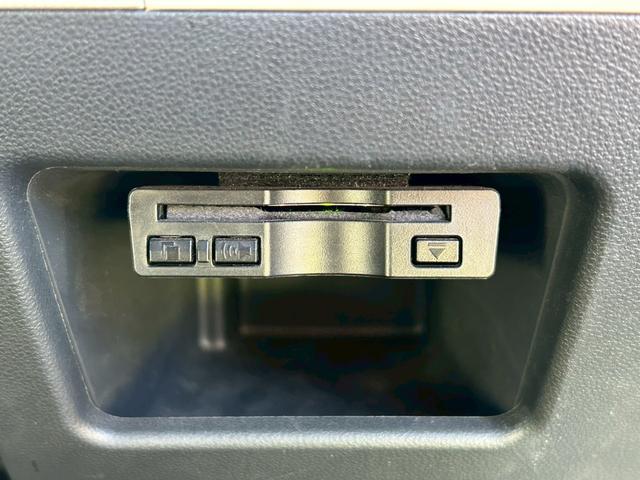 ムーヴキャンバス Ｇブラックインテリアリミテッド　ＳＡＩＩＩ　ツートンカラー／スマートアシストＩＩＩ／両側電動スライドドア／パノラマモニター／純正ナビ／ＬＥＤヘッドライト／ドラレコ／ＥＴＣ（21枚目）