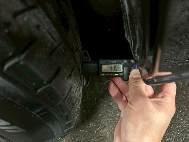 ハイエースバン スーパーGL ダークプライム 両側電動スライドドア ナビTV 12.1型フリップダウンモニター Bluetooth バックカメラ スマートキー 専用シート ダークメッキグリル 15インチAW LEDヘッドライト タイミングチェーン(12枚目)