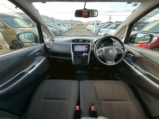 eKカスタム G 純正ナビ/バックカメラ/フルセグTV/電動格納ミラー/オートエアコン/純正14インチAW/HIDヘッドライト/プッシュスタート(2枚目)