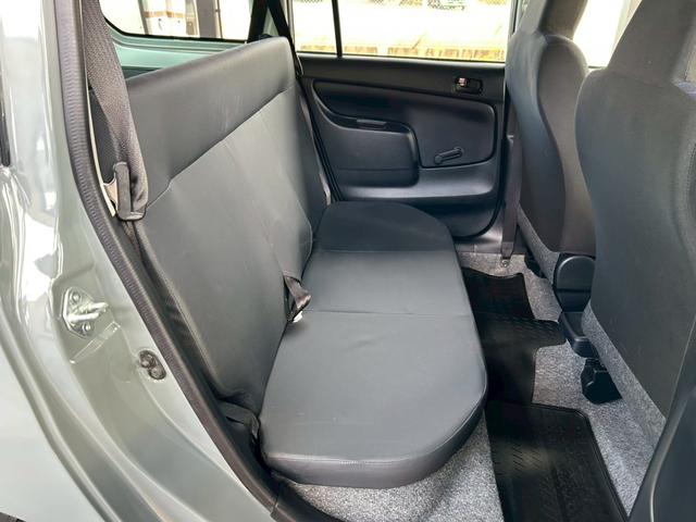 プロボックス ＧＬ　グレー全塗装済み　ルーフキャリア　ナビＴＶ　Ｂｌｕｅｔｏｏｔｈ　バックカメラ　衝突軽減ブレーキ　車線逸脱警報　オートハイビーム　前後ドラレコ　キーレス　ワンオーナー　タイミングチェーン　４ナンバー登録（17枚目）