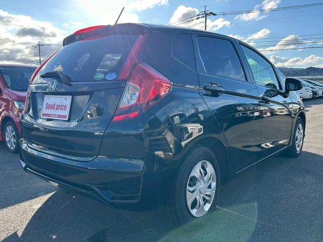 フィット １３Ｇ・Ｆ　５ＭＴ／ＬＥＤヘッドライト／ドラレコ／スマートキー／エンジンスタートボタン／禁煙車（6枚目）