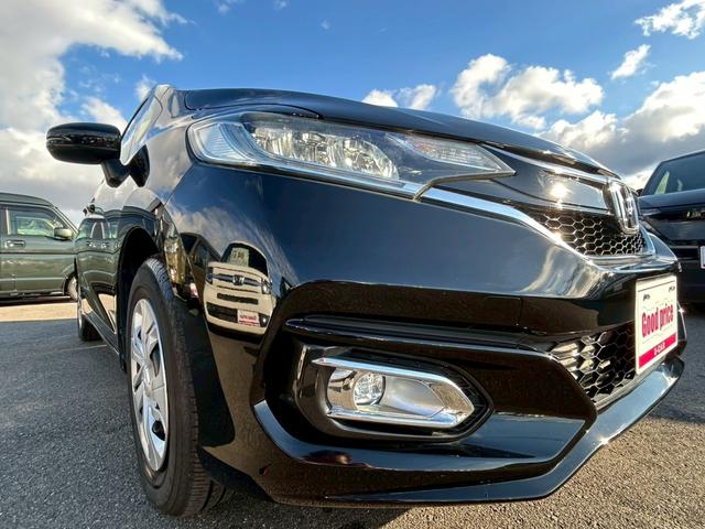 フィット １３Ｇ・Ｆ　５ＭＴ／ＬＥＤヘッドライト／ドラレコ／スマートキー／エンジンスタートボタン／禁煙車（24枚目）